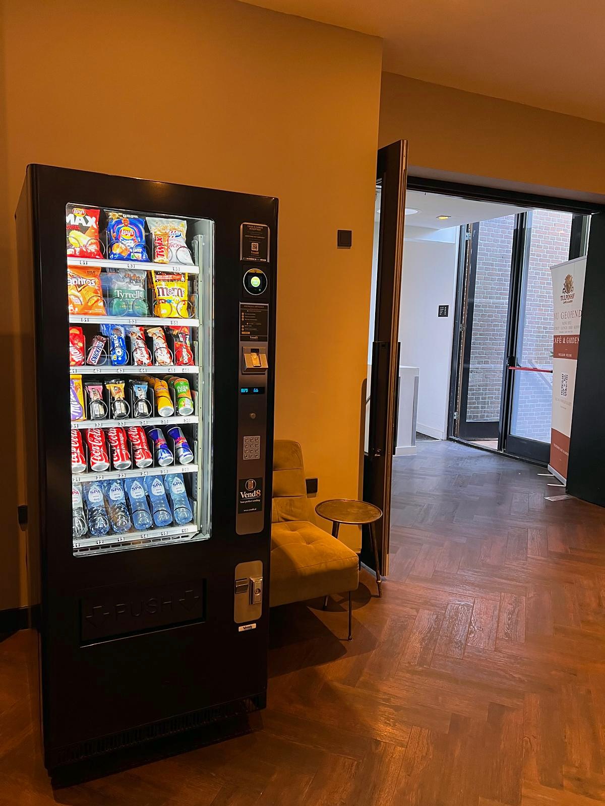 Vend8 automaat bij S&A Vondelpark Hotel